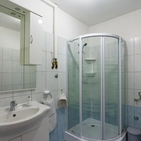 House Kastel Nyaraló