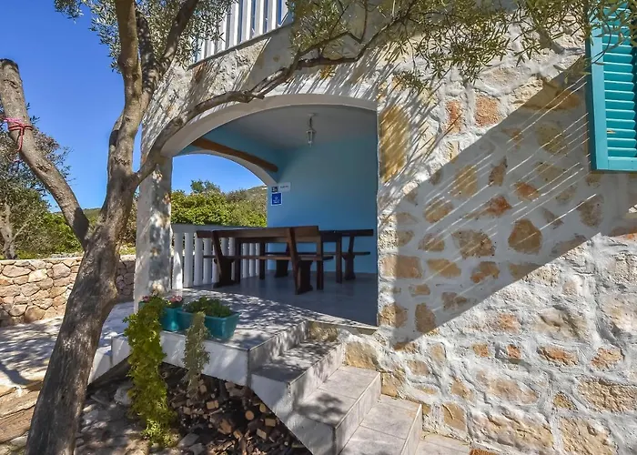 House Kastel * تكون