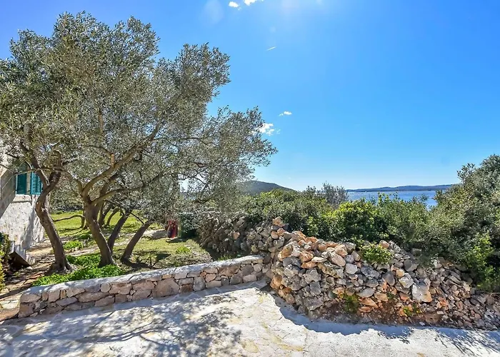 بيت للعطل House Kastel